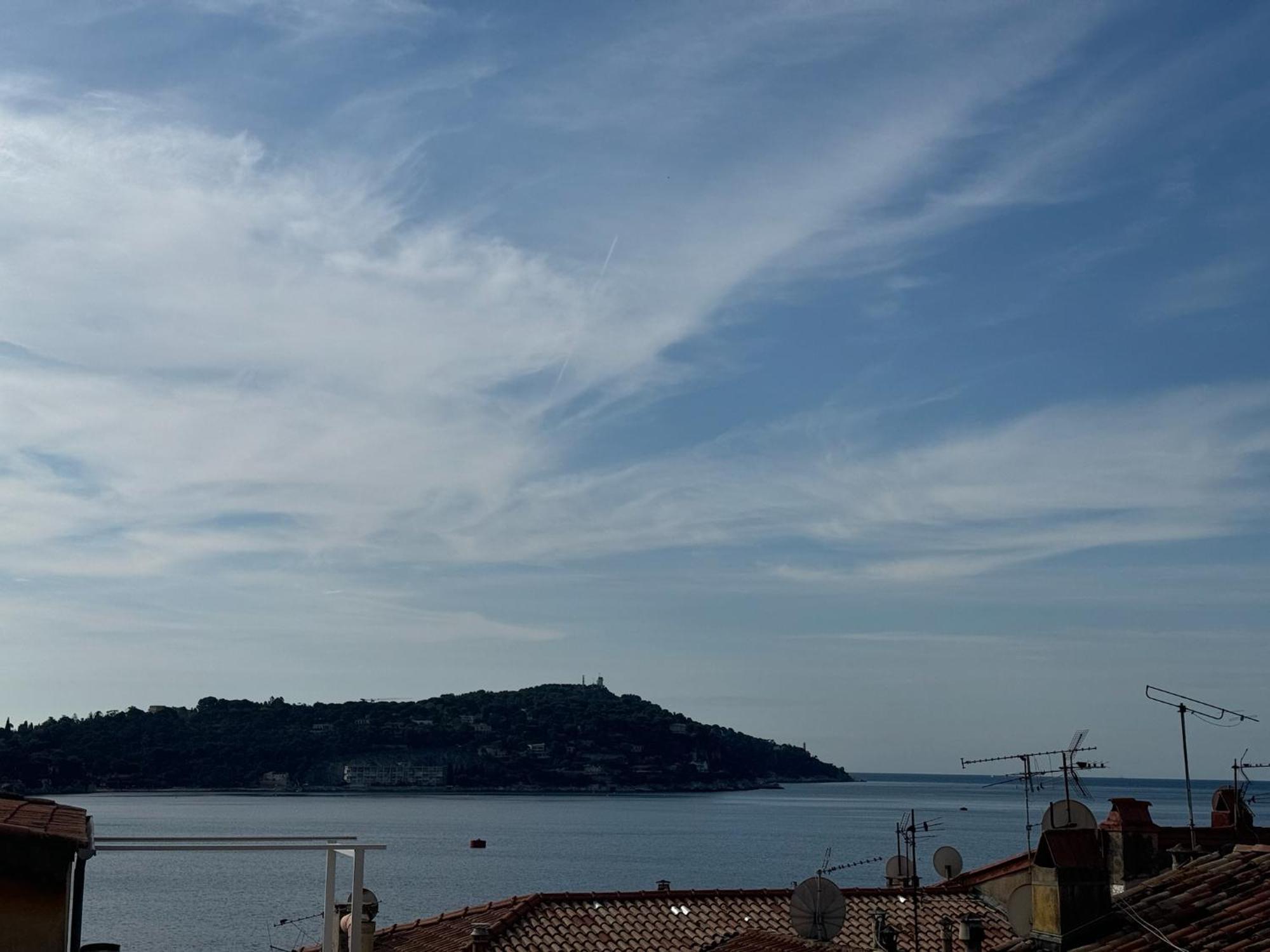 The Seaside Serenity - Calm & Charming Bay View Flat - Heart Of Villefranche Luaran gambar