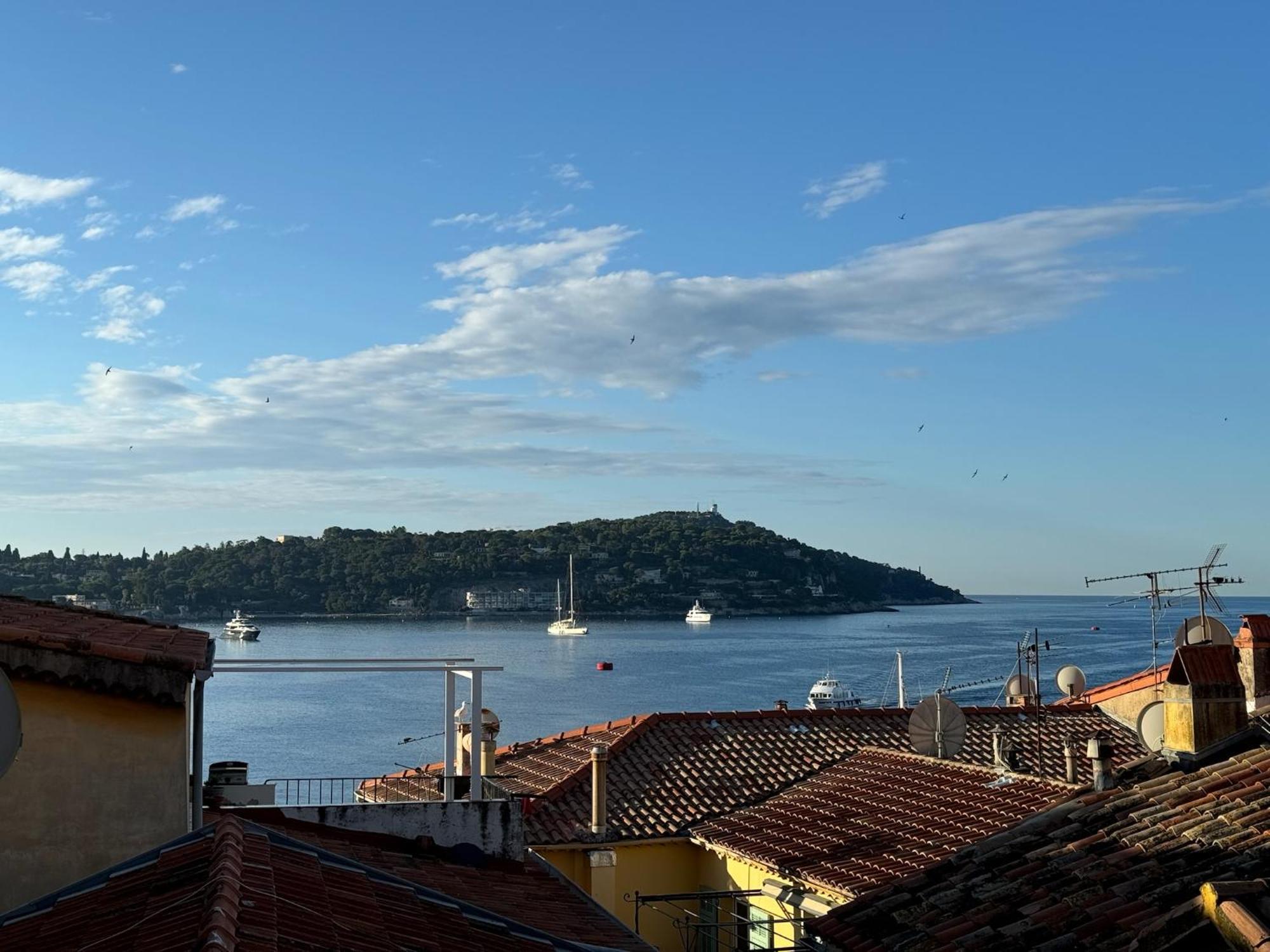 The Seaside Serenity - Calm & Charming Bay View Flat - Heart Of Villefranche Luaran gambar