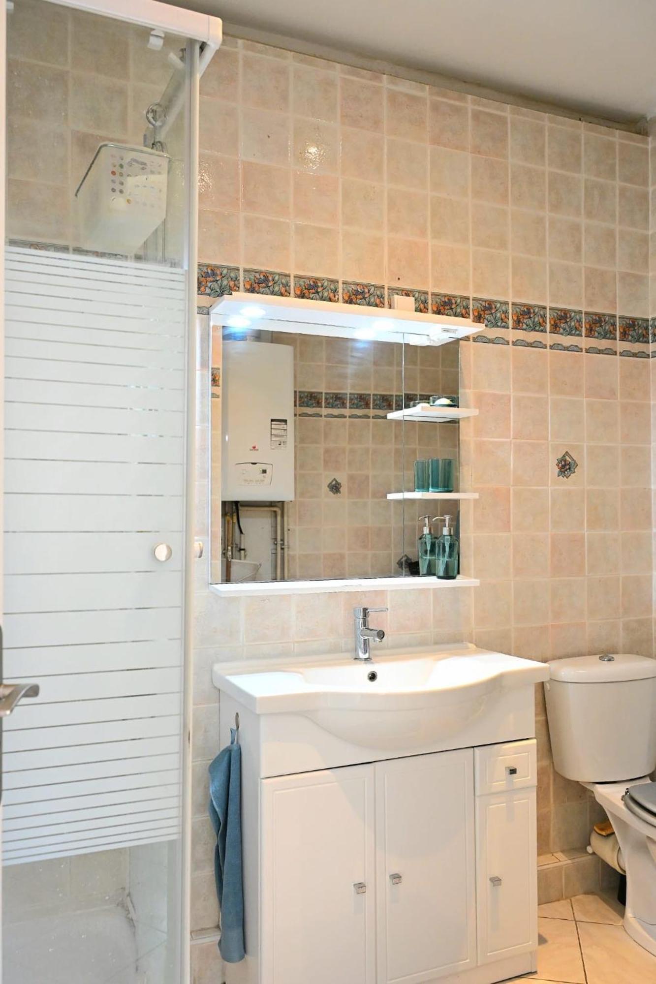 The Seaside Serenity - Calm & Charming Bay View Flat - Heart Of Villefranche Luaran gambar